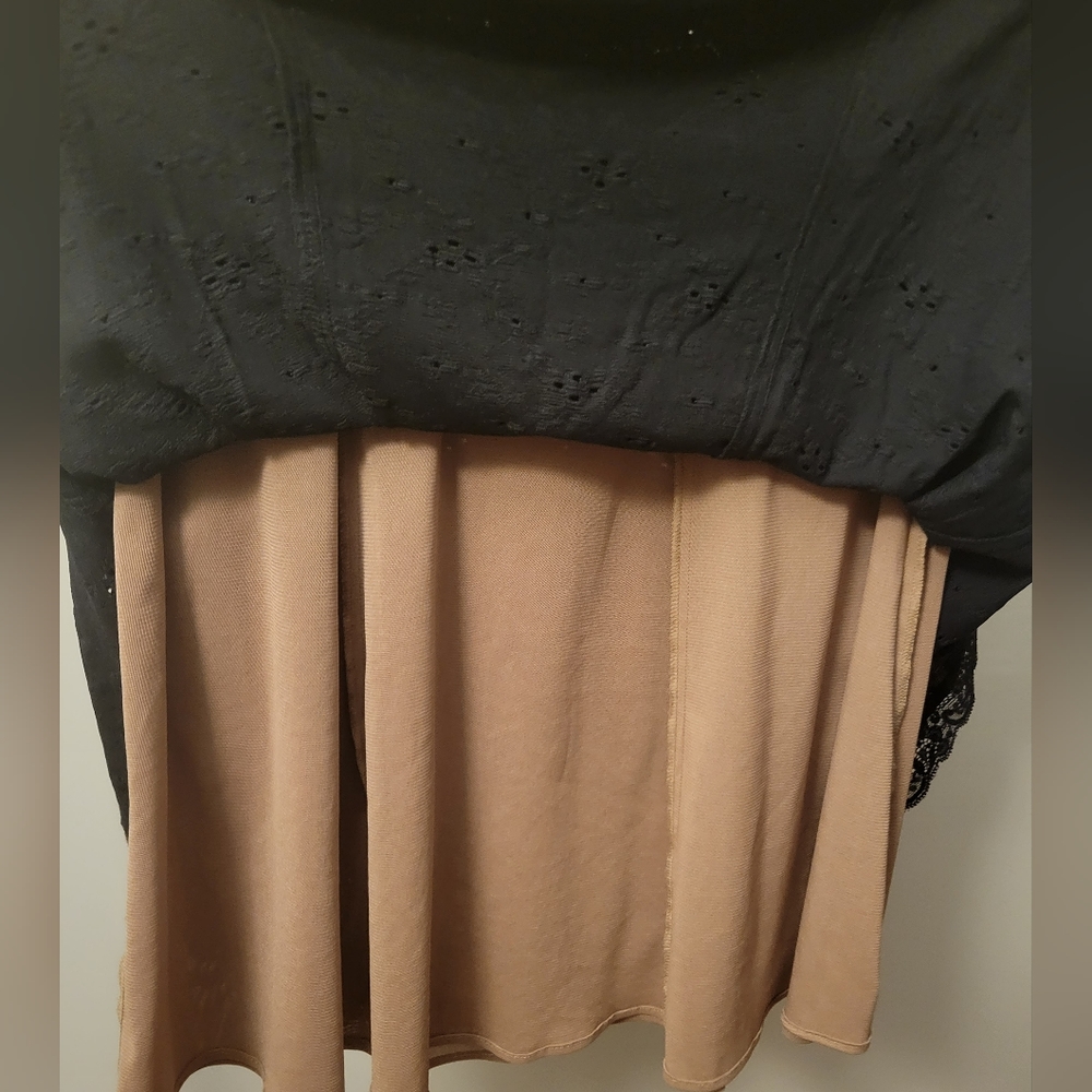 CABI black printed skirt size Large - Picture 3 of 5